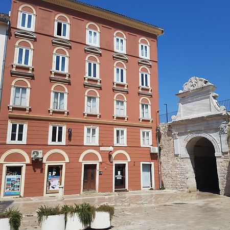 Sea View Studio Apartment Zadar Luaran gambar